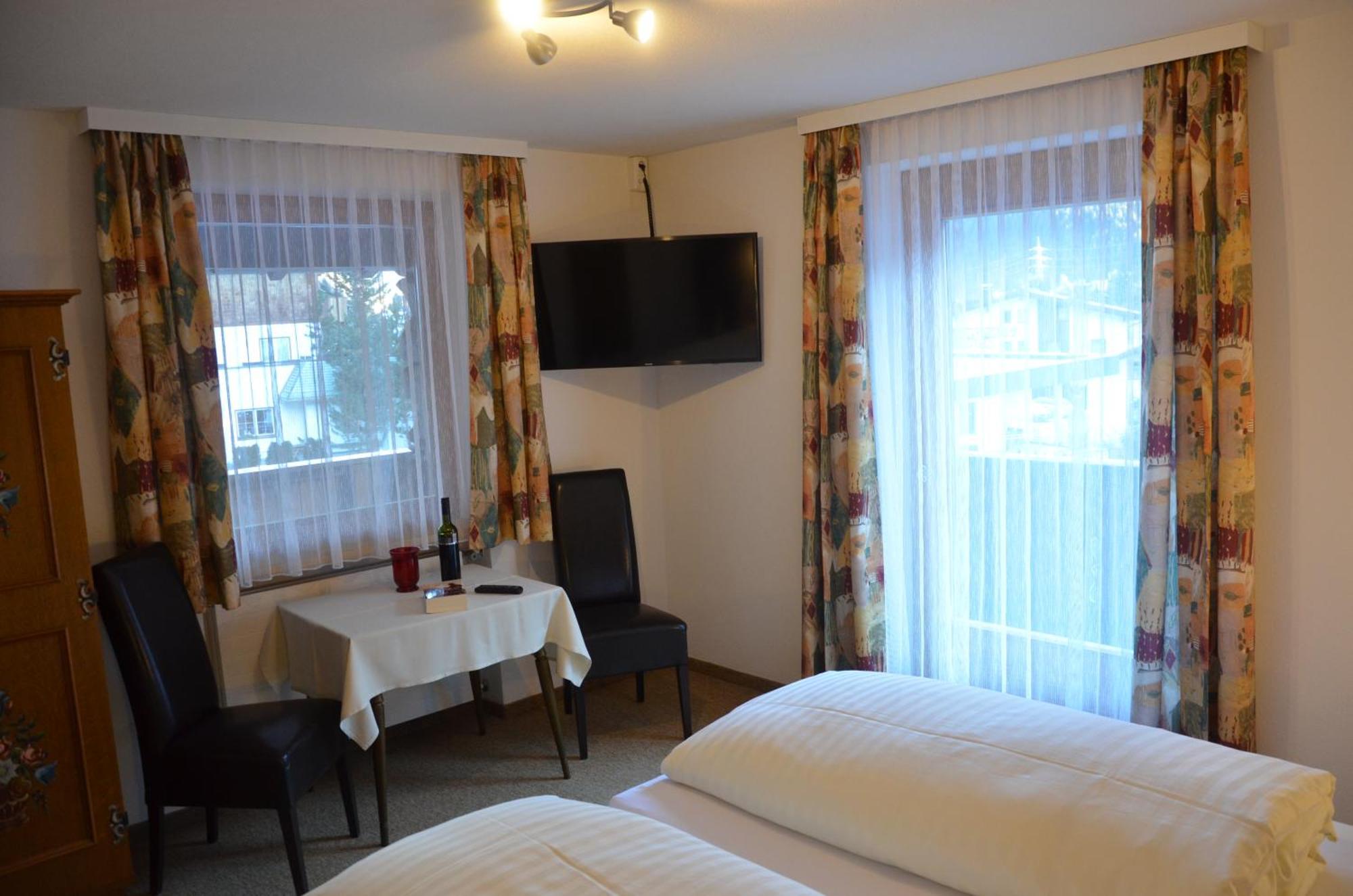 Hotel Pettneuerhof بيتنيو آم أرلبرغ المظهر الخارجي الصورة