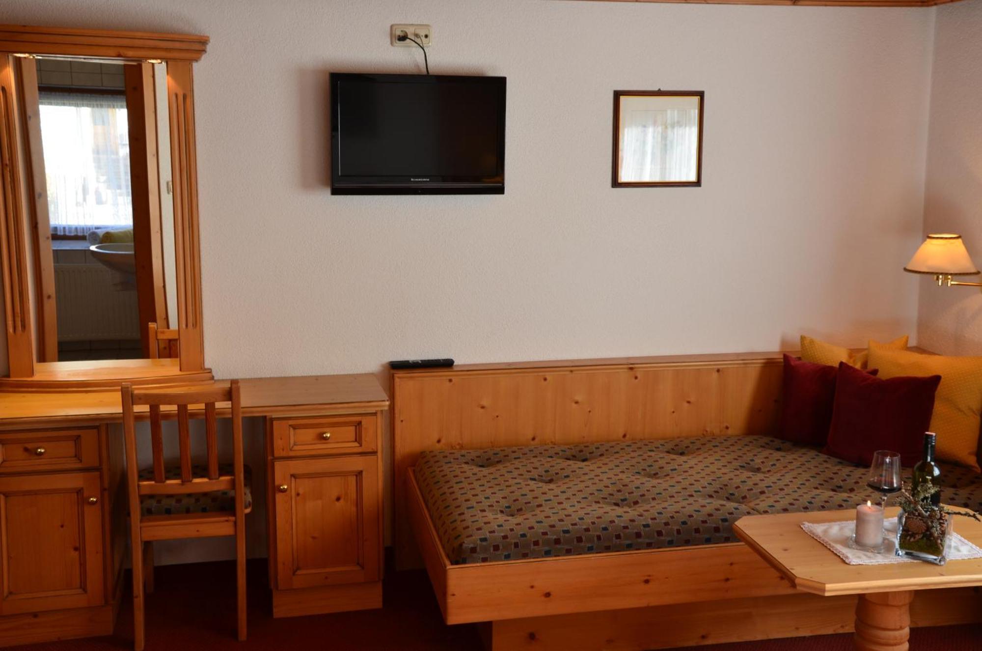 Hotel Pettneuerhof بيتنيو آم أرلبرغ المظهر الخارجي الصورة